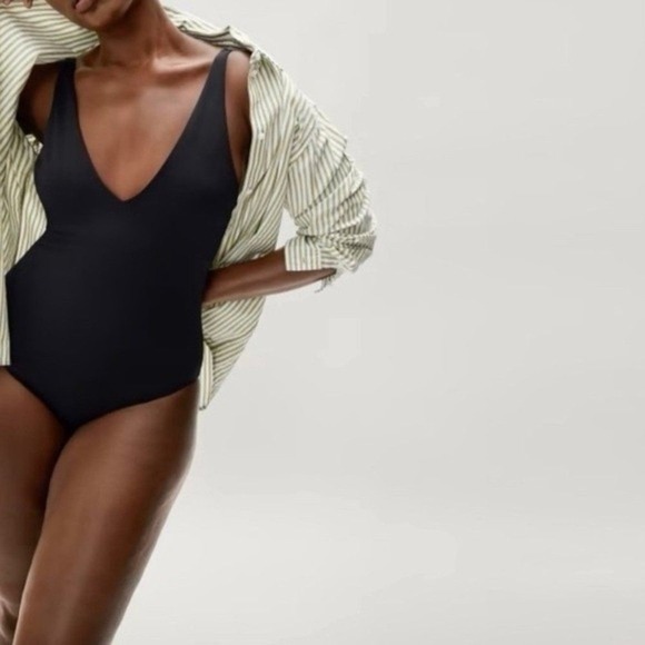 Everlane Other - NWT Everlane The V-Neck Onepiece Swimsuit Black Small
